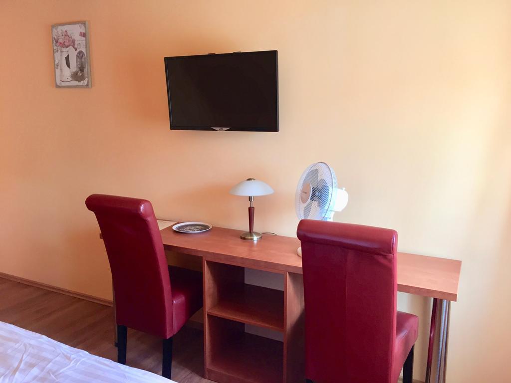 Penzion U Golema Blansko Luaran gambar